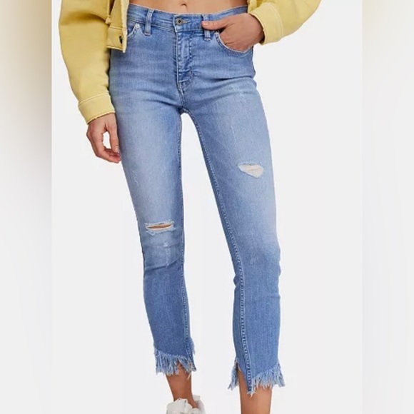 Free People Denim - Free People Great Heights Frayed skinny jeans Sz 27